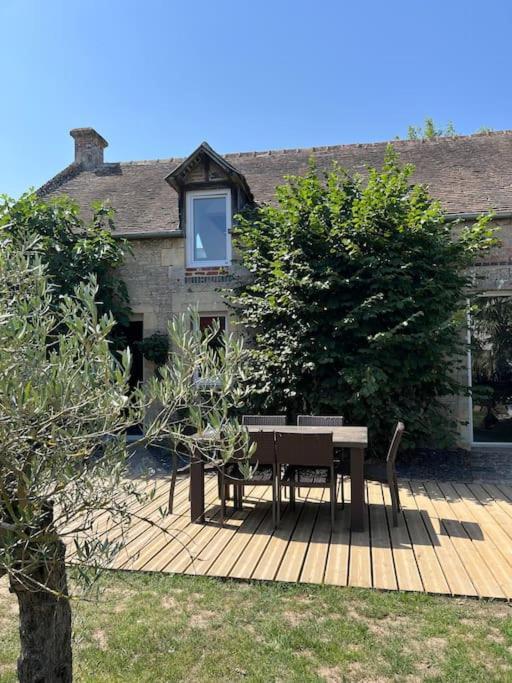 Charmante Maison Du XVIII En Pierre Renovee Colleville-Montgomery 외부 사진